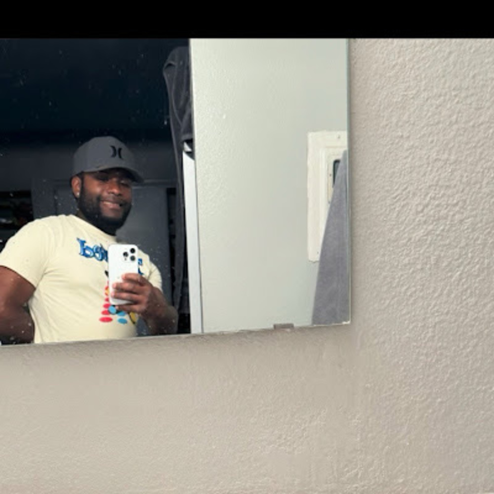 Meet your Posher, José david